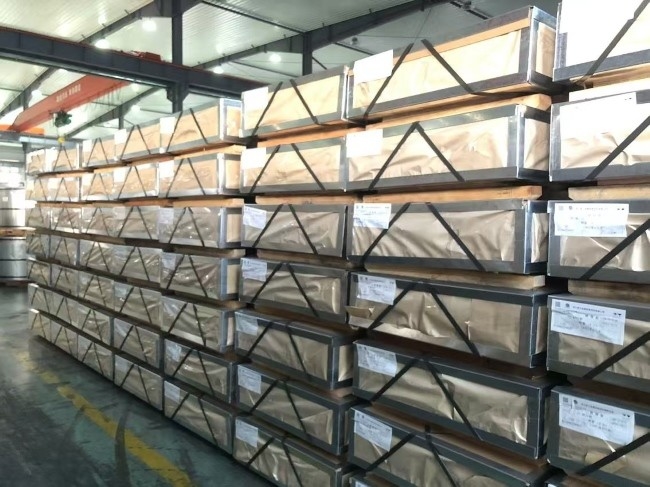 0.14mm-0.55mm Paketleme yağları yağ ve kimyasallar için teneke levhalar / bobinler