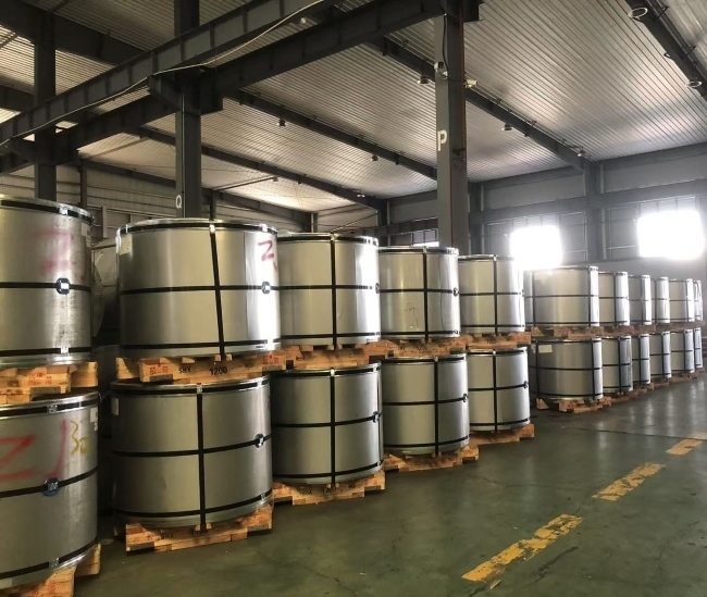 Gıda ve Aerosol Ambalajları için Premium Açık Laklı T3 / T4 0.18mm Elektrolitik Teneke Plakası Şeritleri